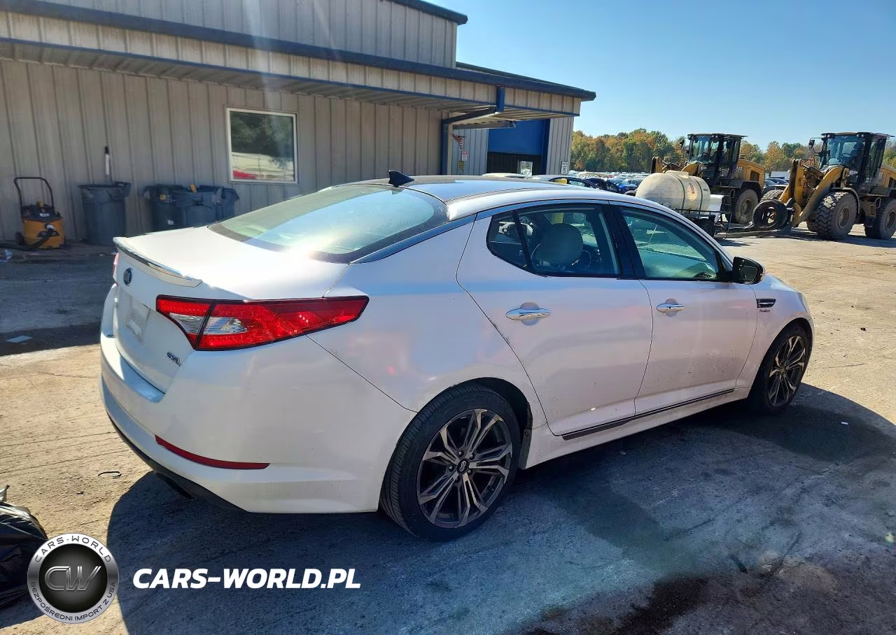 2013 Kia Optima Sx VIN:5XXGR4A68DG158749 - 3