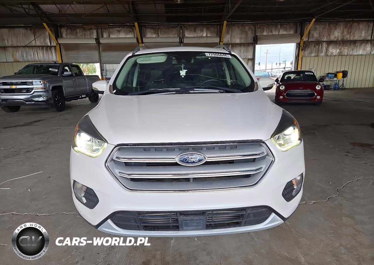 2018 Ford Escape Titanium VIN:1FMCU0J91JUD51150 - 5