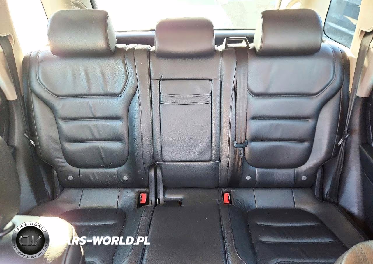 2013 Volkswagen Touareg V6 Tdi VIN:WVGEP9BPXDD003241 - 10