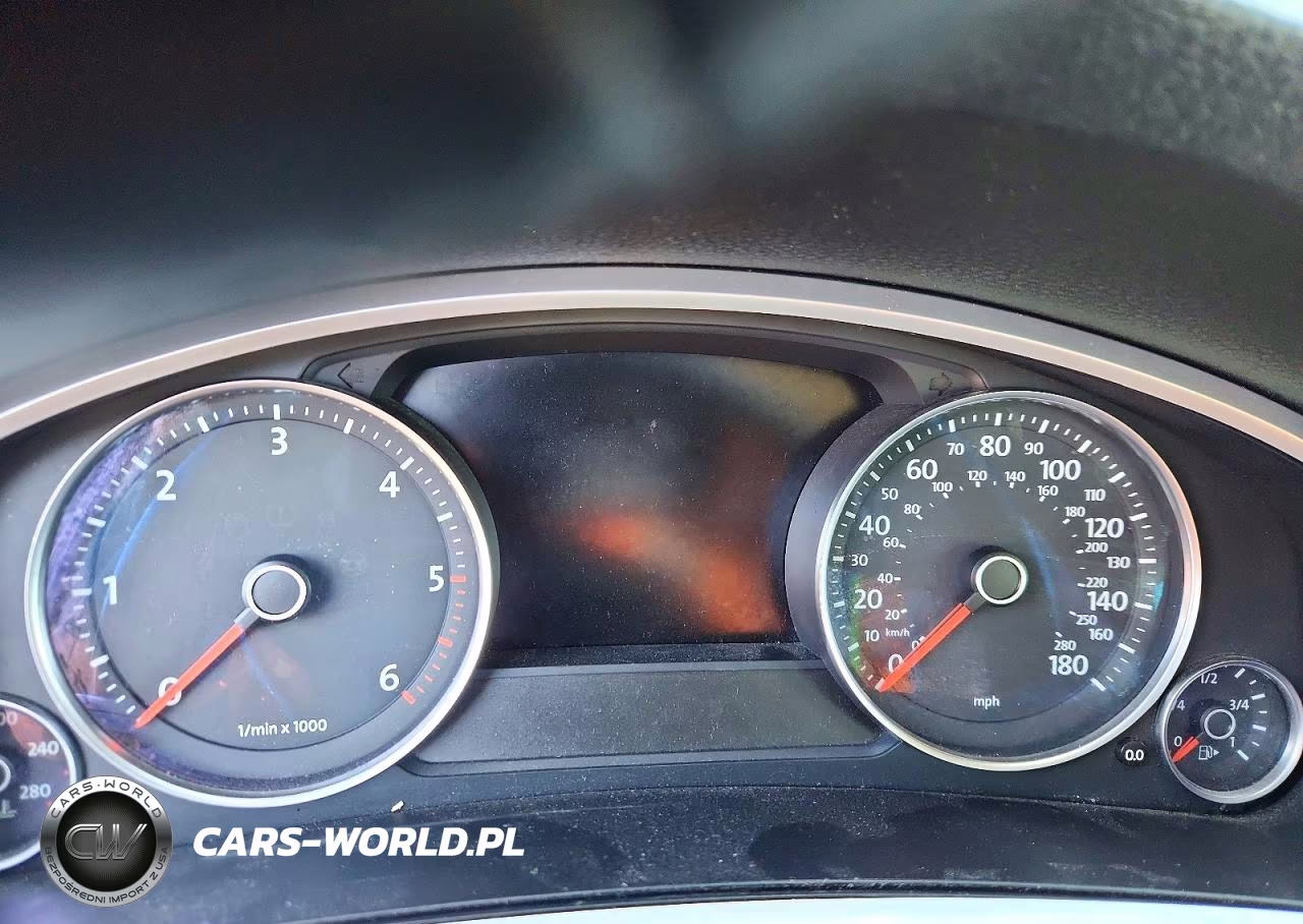 2013 Volkswagen Touareg V6 Tdi VIN:WVGEP9BPXDD003241 - 9