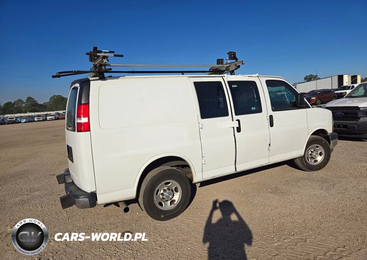 2020 Chevrolet Express 2500 Cargo Delivery Van VIN:1GCWGAFG4L1202855 - 3