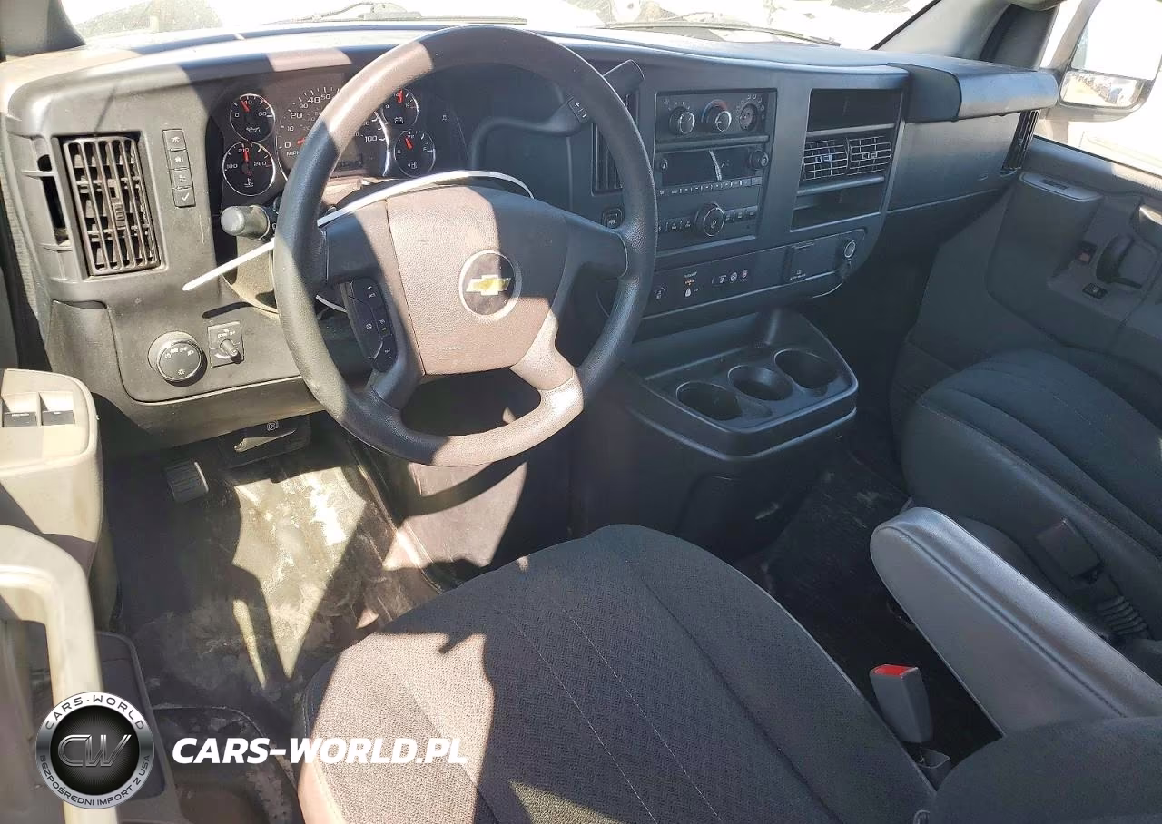 2020 Chevrolet Express 2500 Cargo Delivery Van VIN:1GCWGAFG4L1202855 - 8