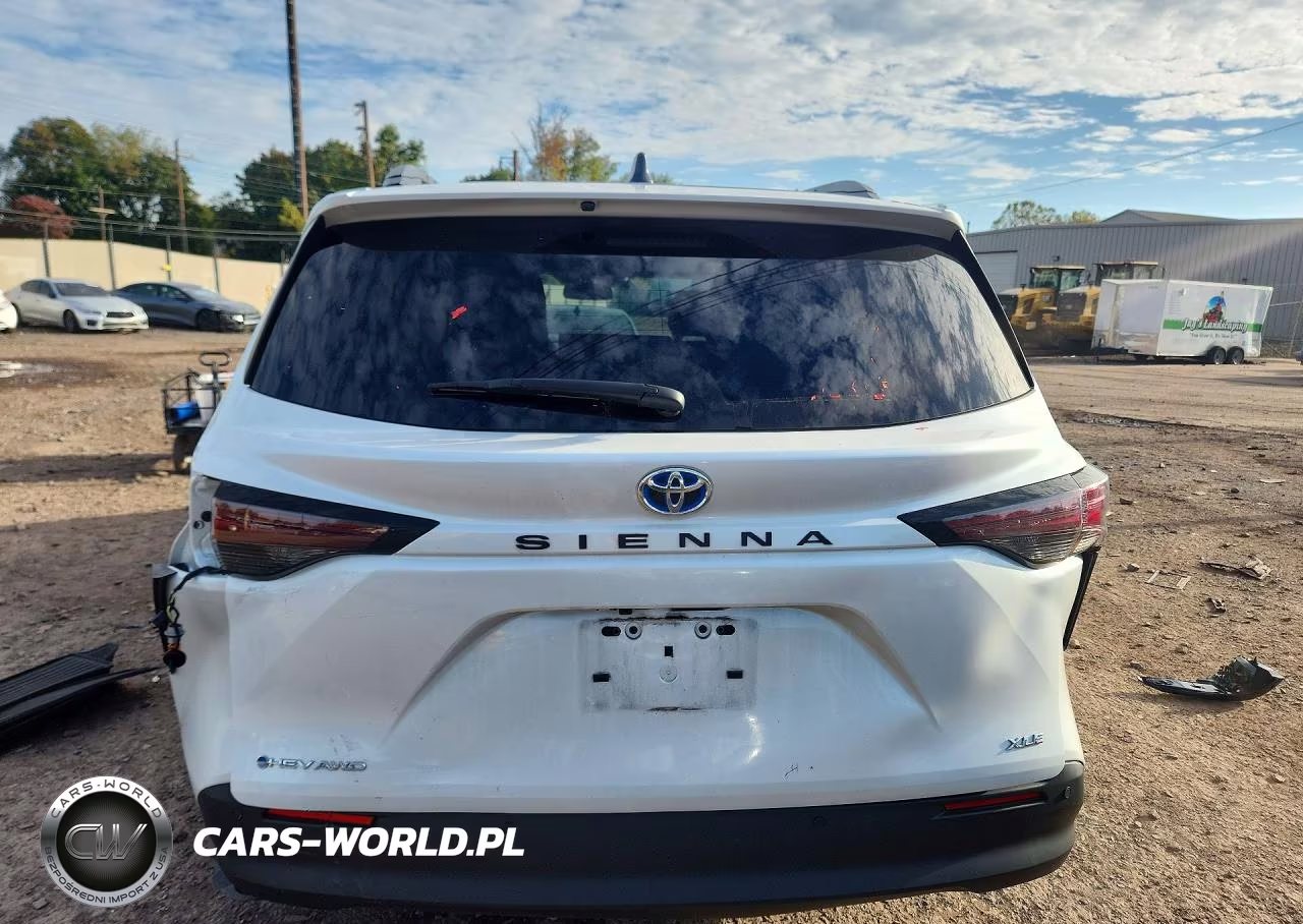 2025 Toyota Sienna Xle 7-Passenger VIN:5TDJSKFC3SS173748 - 6