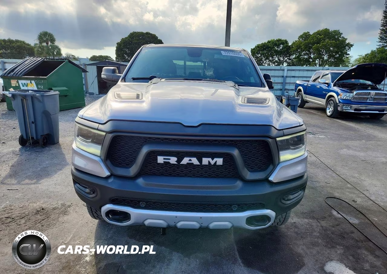 2019 Ram 1500 Rebel VIN:1C6SRFLT0KN630928 - 5