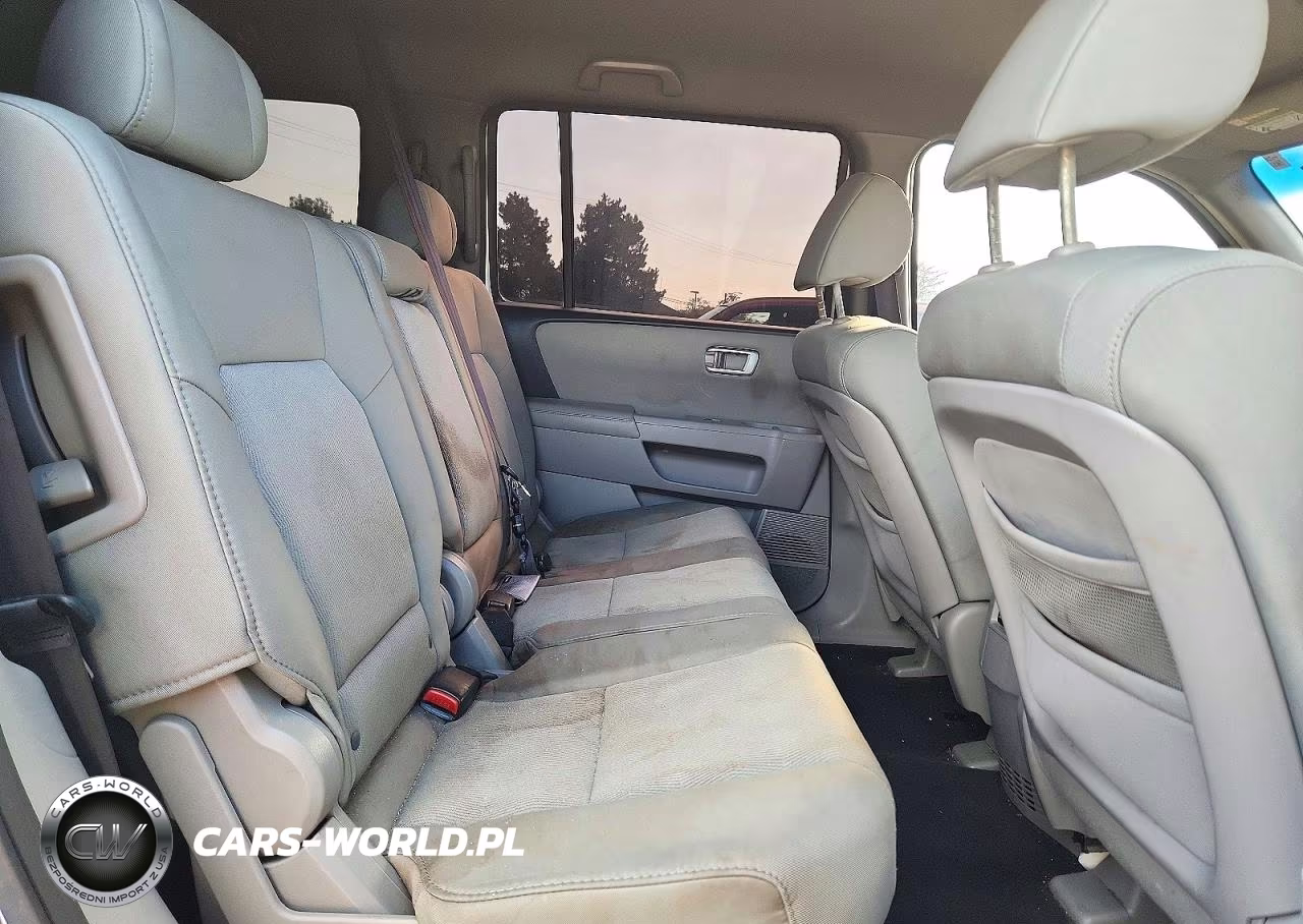 2011 Honda Pilot Lx VIN:5FNYF3H24BB012391 - 11