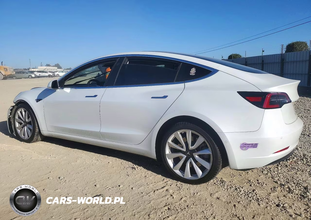 2018 Tesla Model 3 VIN:5YJ3E1EB0JF146626 - 2