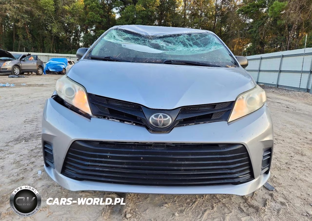 2018 Toyota Sienna L VIN:5TDZZ3DC2JS921718 - 5