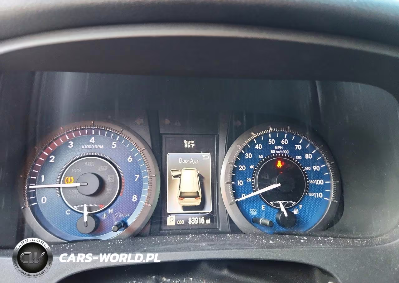 2018 Toyota Sienna L VIN:5TDZZ3DC2JS921718 - 9