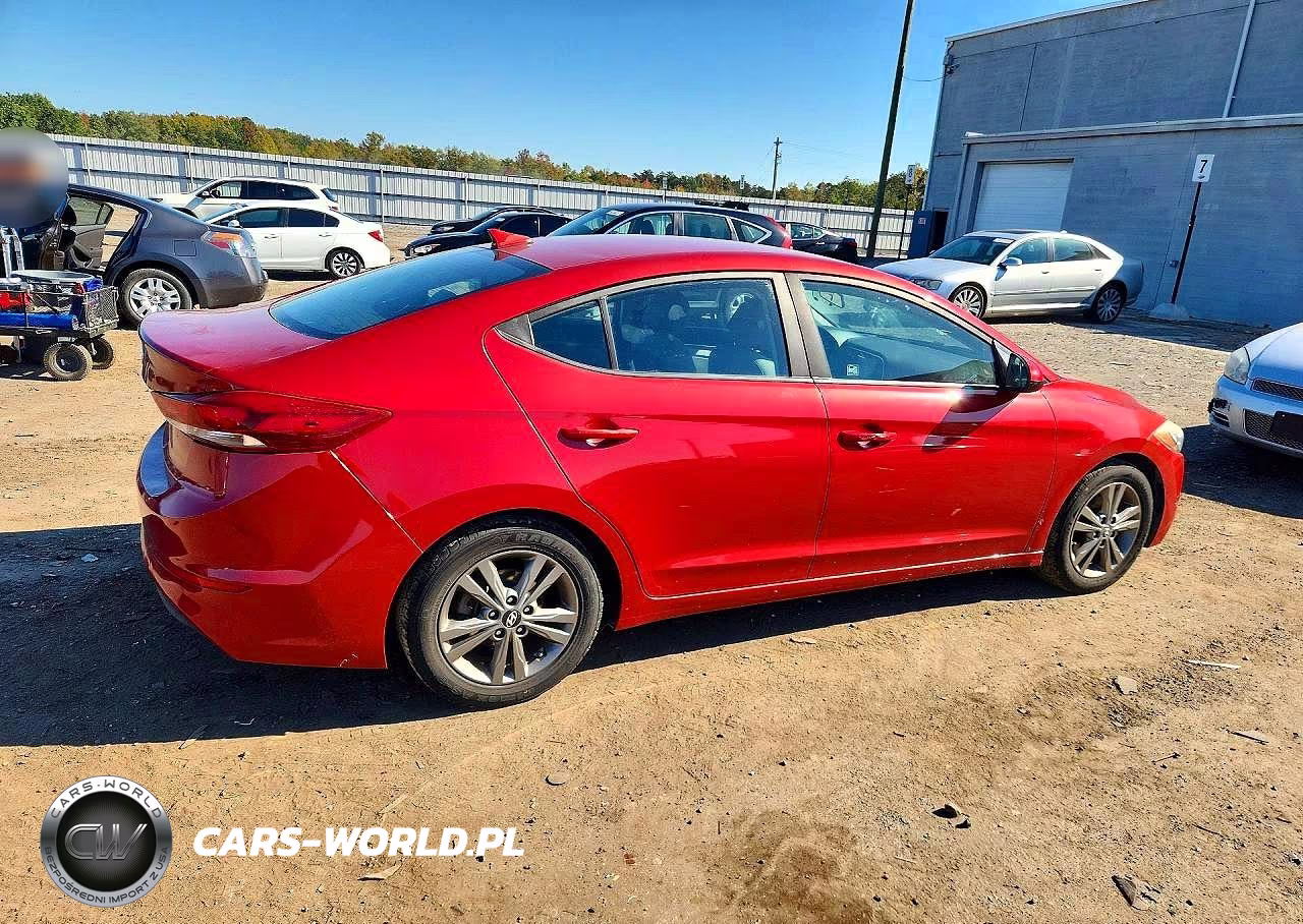 2018 Hyundai Elantra Sel VIN:5NPD84LF9JH236300 - 3