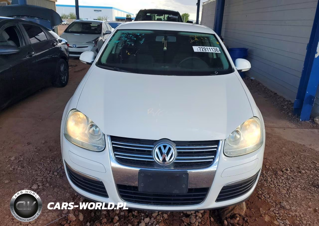 2010 Volkswagen Jetta S VIN:3VWJZ7AJ2AM060867 - 5