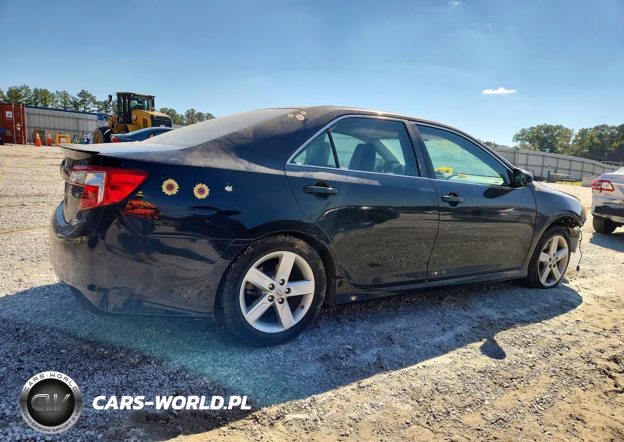 2013 Toyota Camry Se VIN:4T1BF1FK1DU209795 - 3