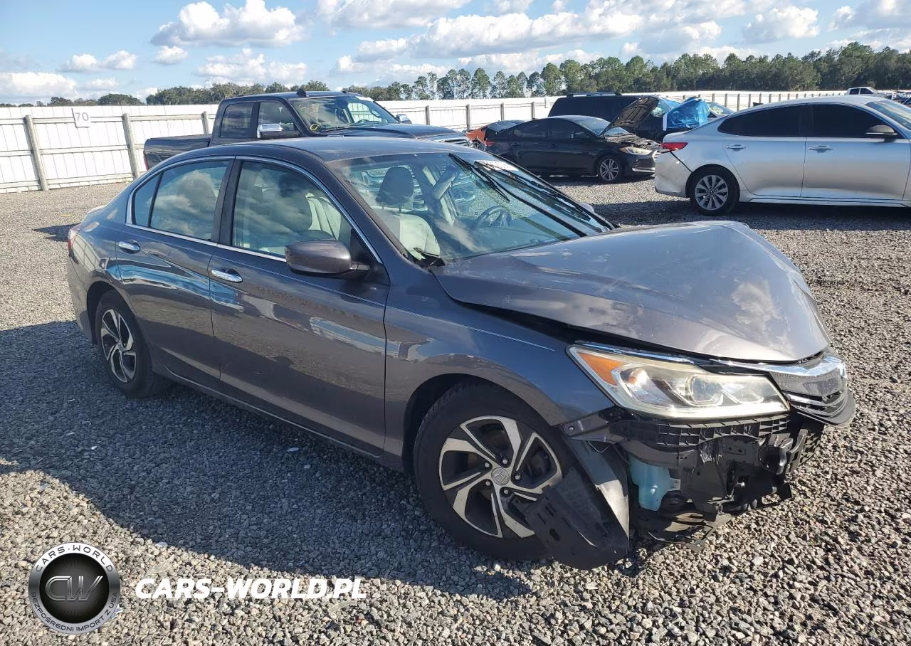 2017 Honda Accord Lx VIN:1HGCR2F3XHA300670 - 4