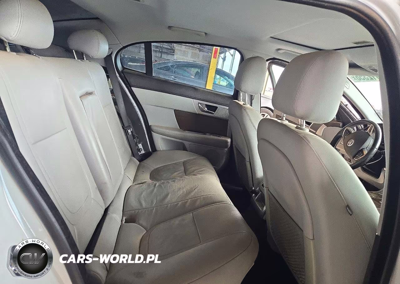 2013 Jaguar Xf VIN:SAJWA0ES4DPS87164 - 10