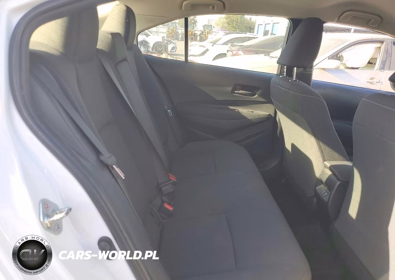2025 Toyota Corolla Hybrid Le VIN:JTDBCMFE6S3069402 - 10