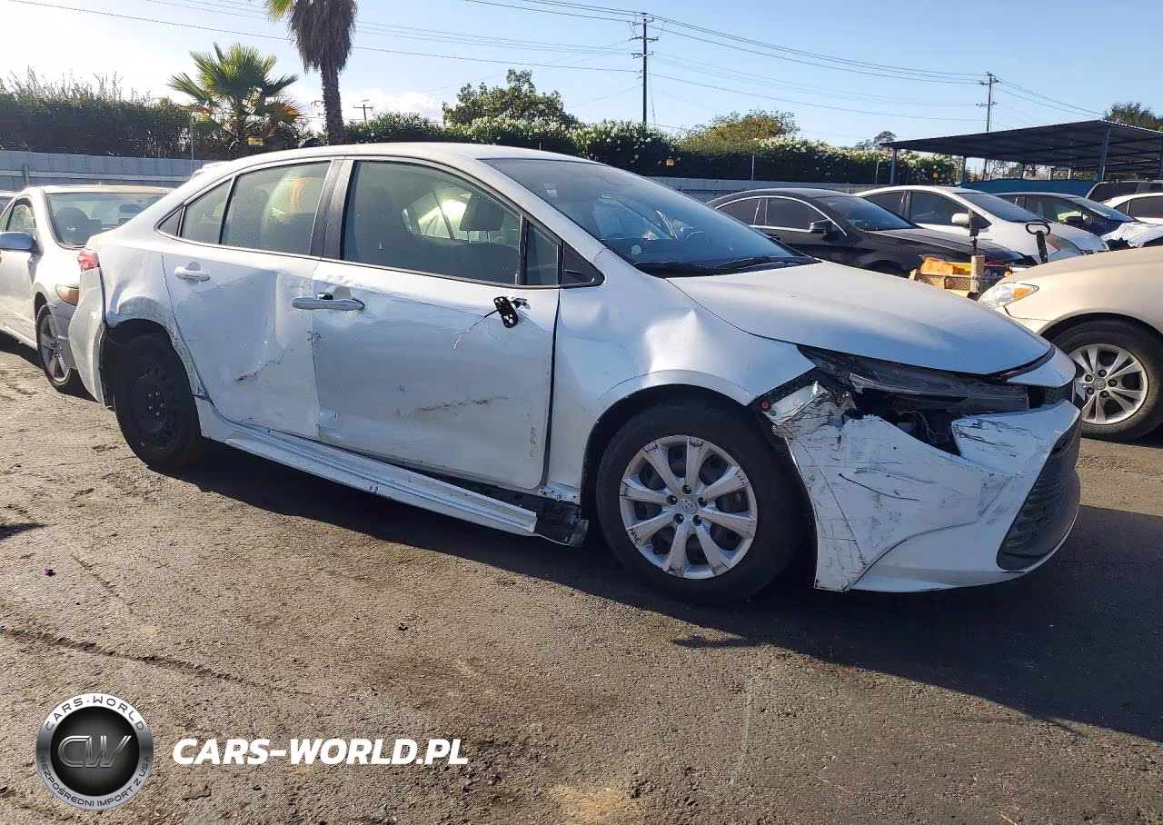 2025 Toyota Corolla Hybrid Le VIN:JTDBCMFE6S3069402 - 4