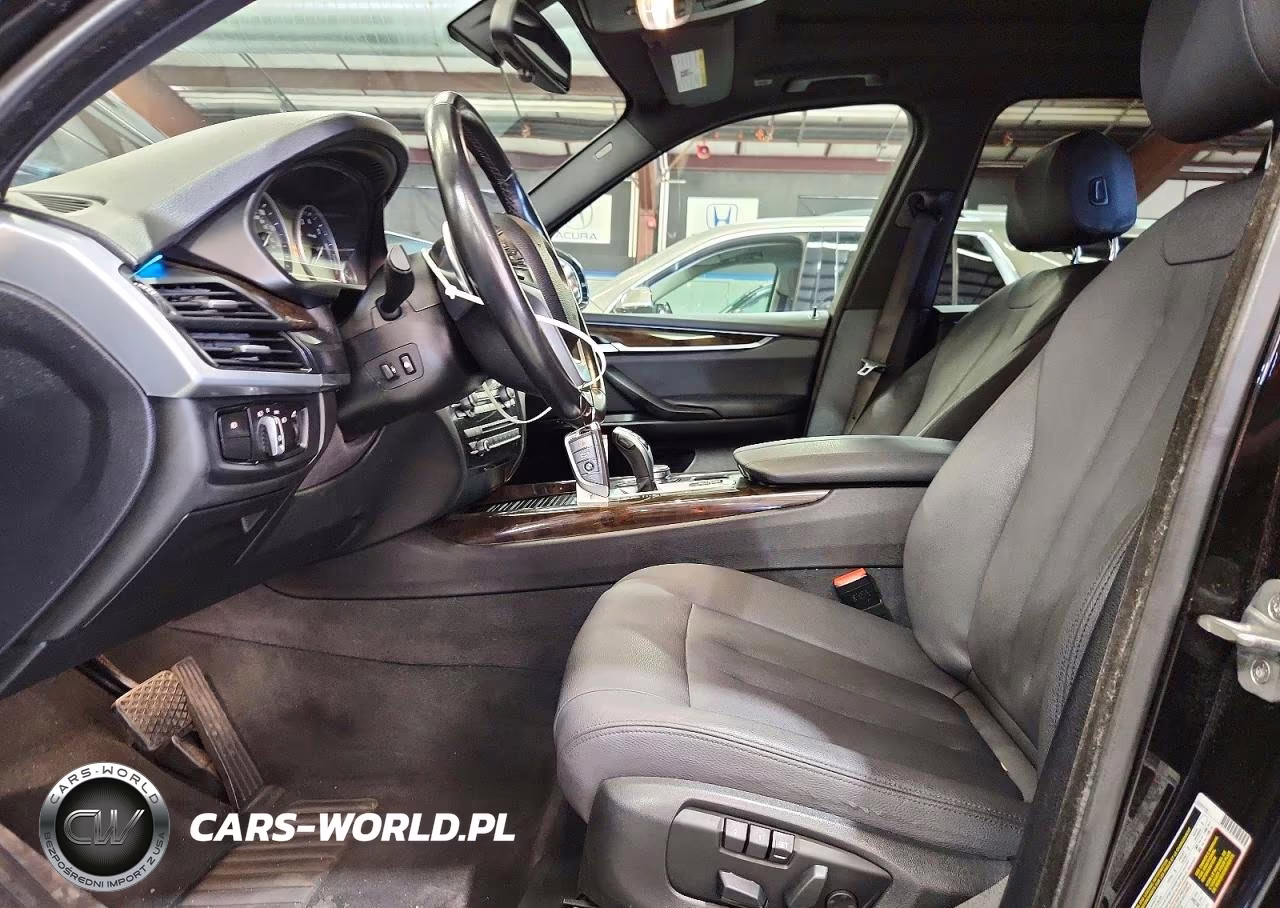2018 BMW X5 xDrive35I VIN:5UXKR0C5XJL072229 - 7