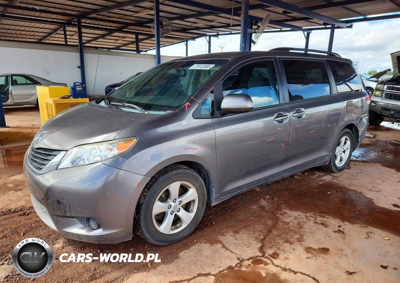 2014 Toyota Sienna Le VIN:5TDKK3DC3ES438881 - 1