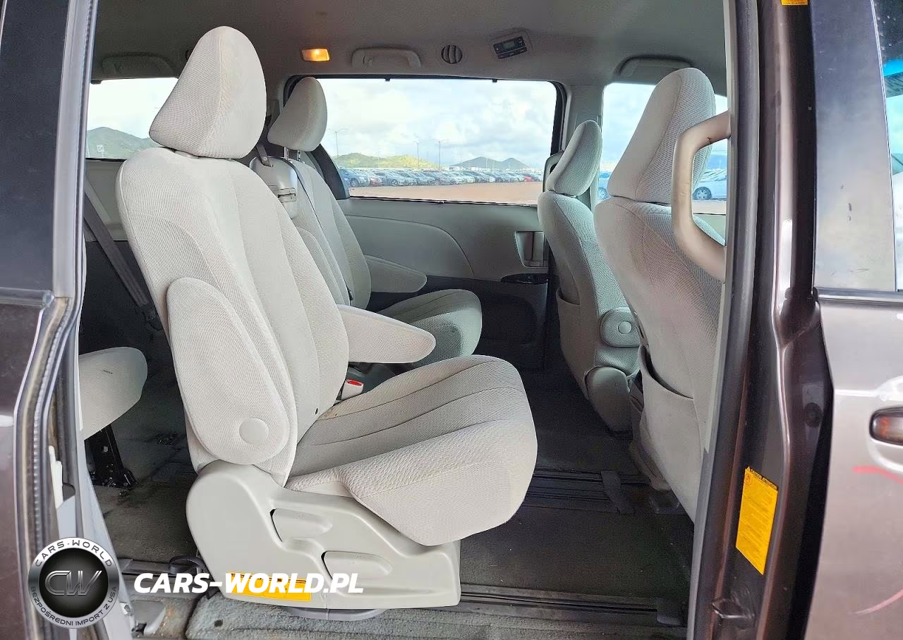 2014 Toyota Sienna Le VIN:5TDKK3DC3ES438881 - 11