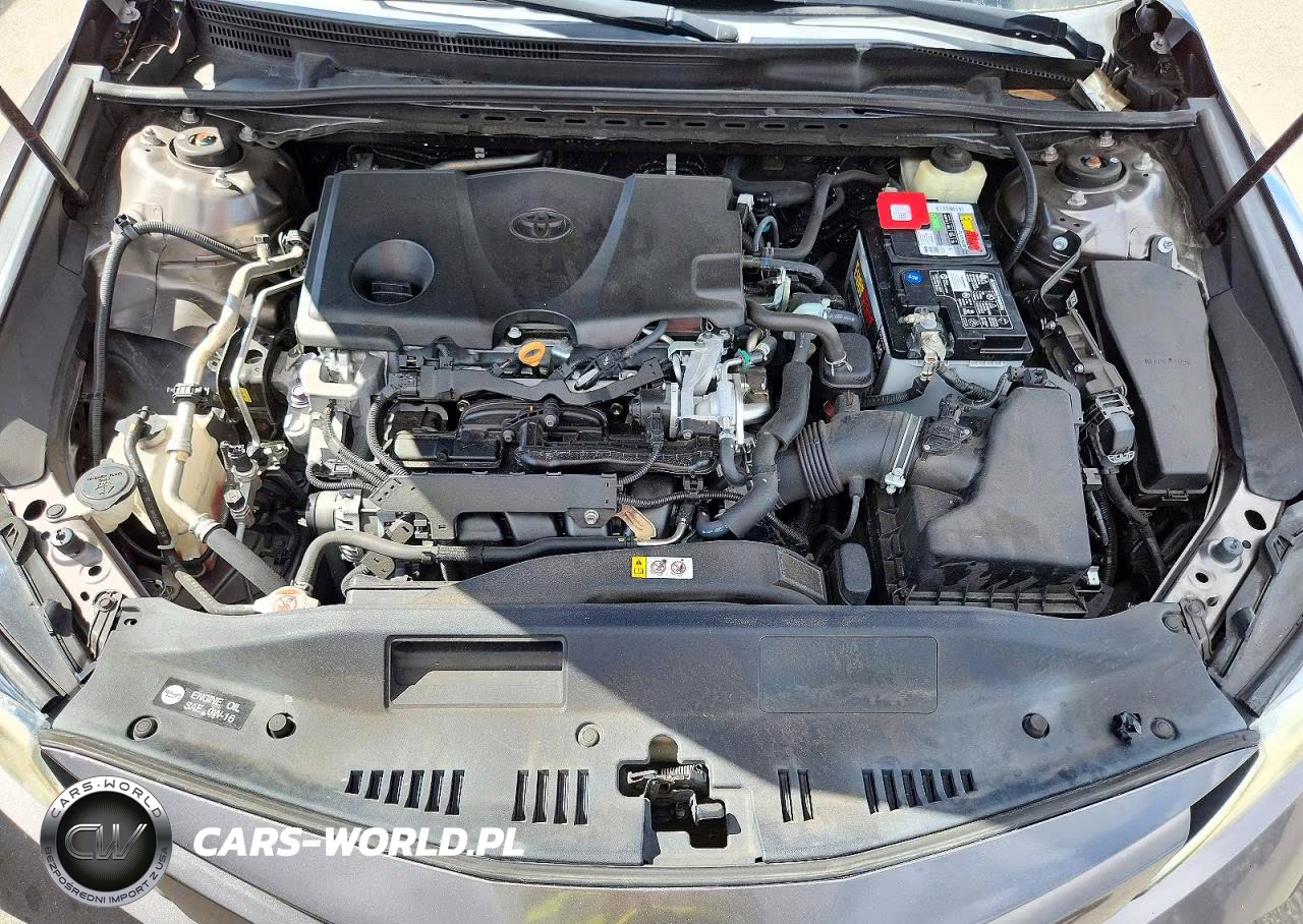 2018 Toyota Camry Le VIN:4T1B11HK2JU567849 - 11