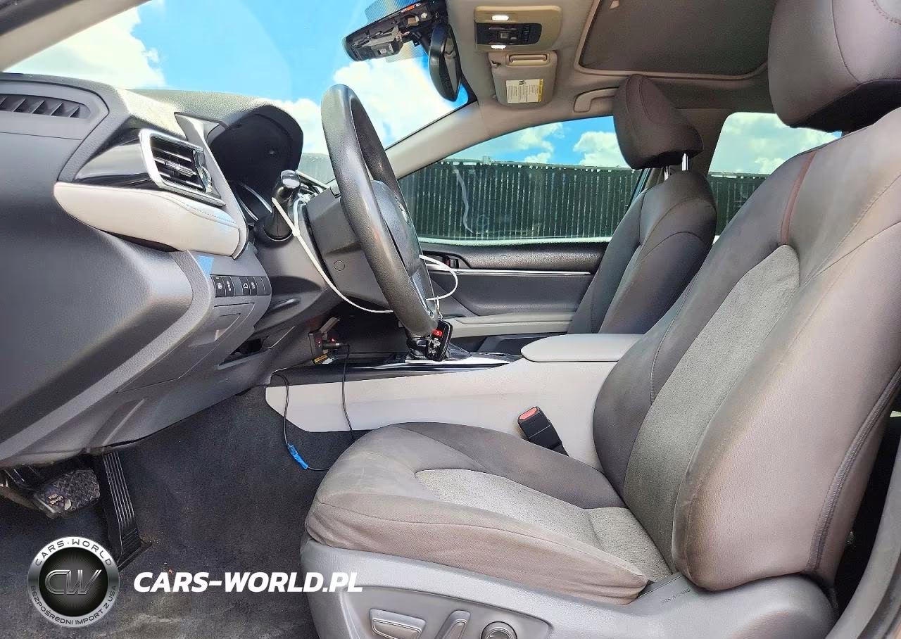 2018 Toyota Camry Le VIN:4T1B11HK2JU567849 - 7