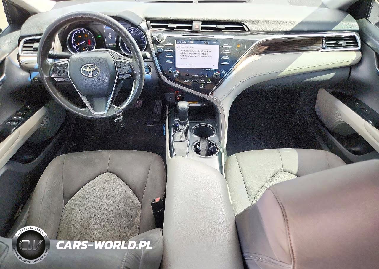 2018 Toyota Camry Le VIN:4T1B11HK2JU567849 - 8