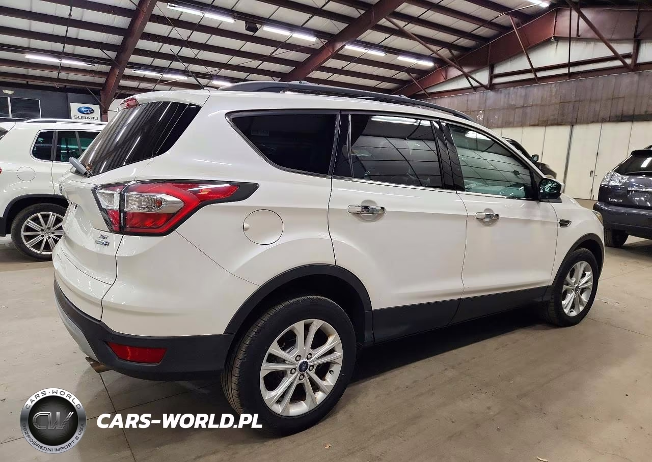 2017 Ford Escape Se VIN:1FMCU9GD1HUB32067 - 3