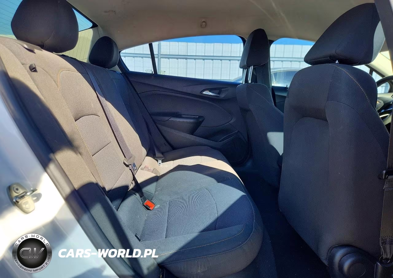 2018 Chevrolet Cruze Ls VIN:1G1BC5SMXJ7243247 - 10