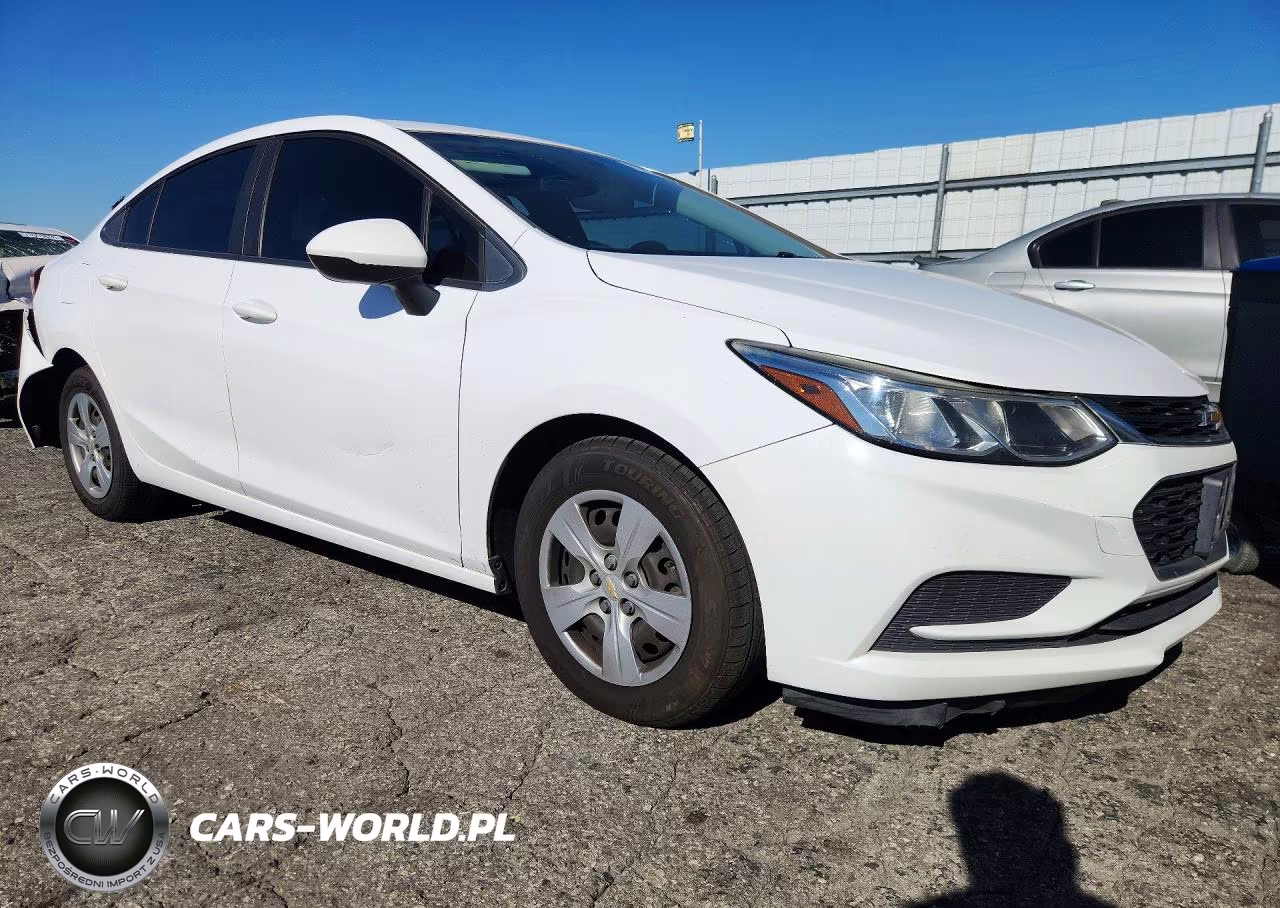 2018 Chevrolet Cruze Ls VIN:1G1BC5SMXJ7243247 - 4
