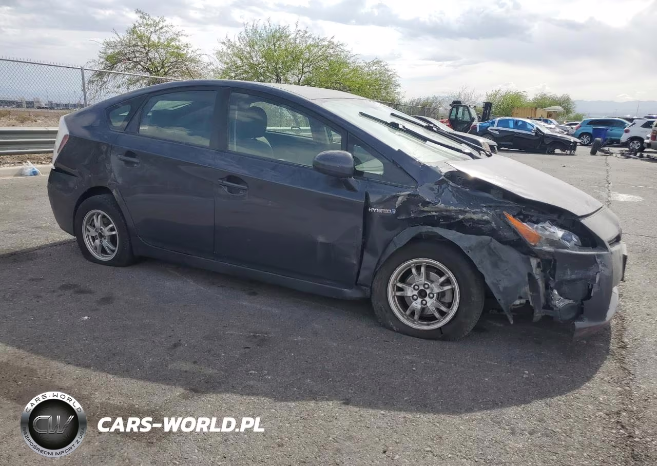2010 Toyota Prius VIN:JTDKN3DU4A0120099 - 4