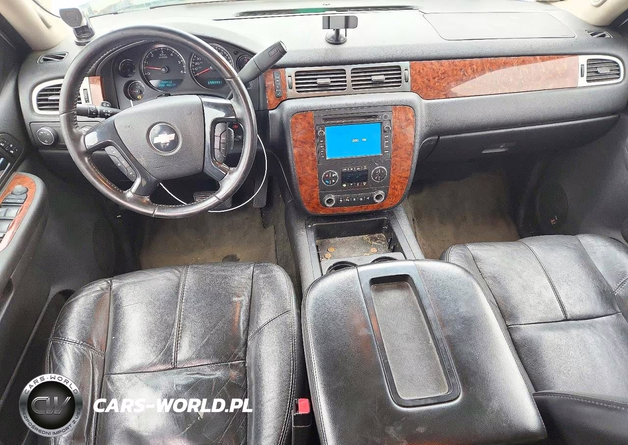 2007 Chevrolet Avalanche K1500 VIN:3GNFK12357G210205 - 8