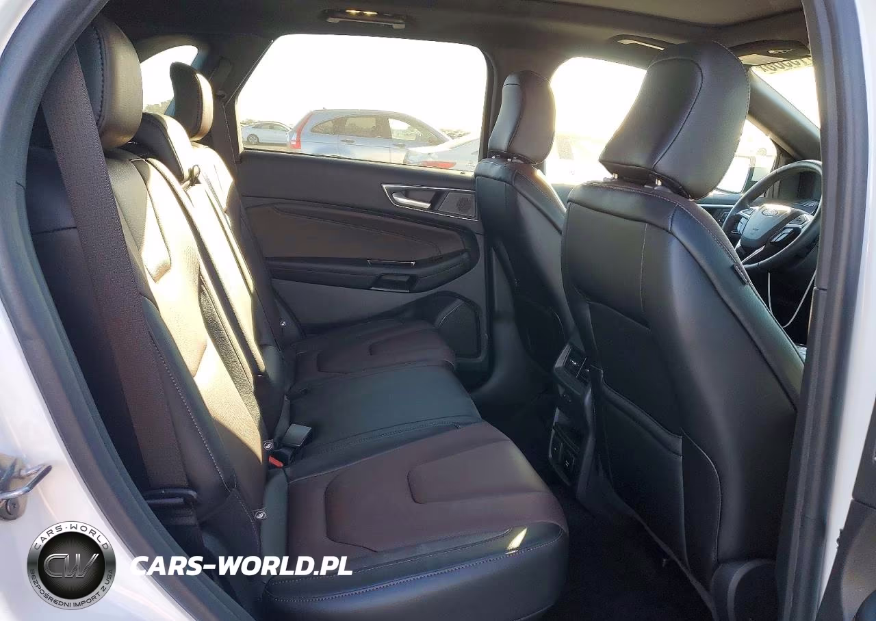 2020 Ford Edge Titanium VIN:2FMPK4K97LBB45661 - 10