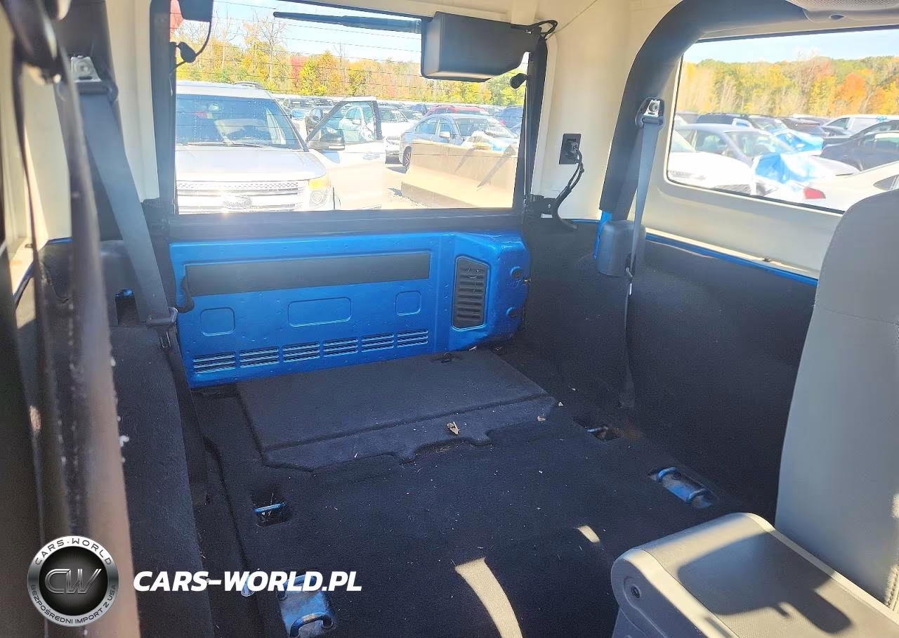 2010 Jeep Wrangler Sport VIN:1J4AA2D17AL185397 - 10