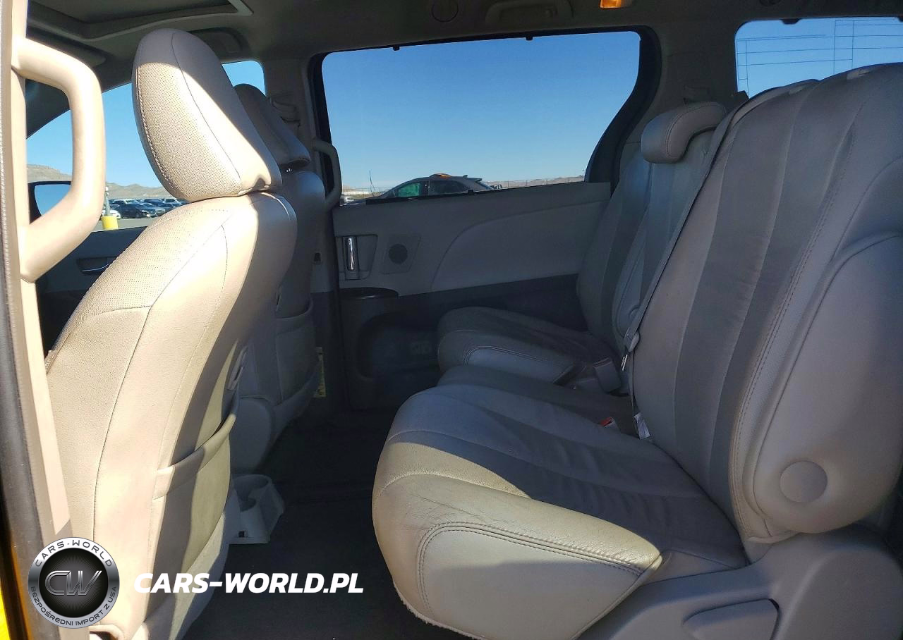 2011 Toyota Sienna Se Premium 8-Passenger VIN:5TDYK3DC4BS050306 - 11
