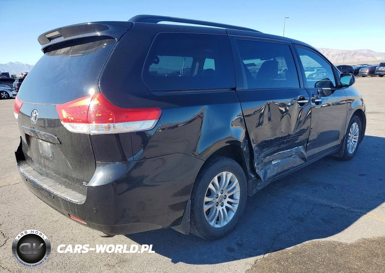 2011 Toyota Sienna Se Premium 8-Passenger VIN:5TDYK3DC4BS050306 - 3