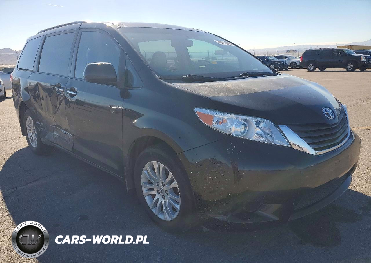 2011 Toyota Sienna Se Premium 8-Passenger VIN:5TDYK3DC4BS050306 - 4
