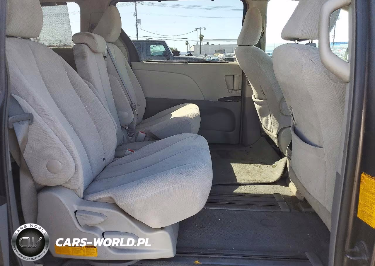 2014 Toyota Sienna Le VIN:5TDKK3DC4ES443216 - 11