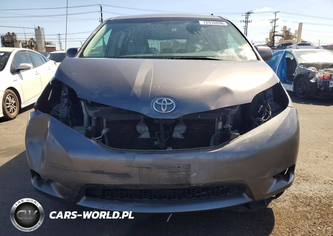 2014 Toyota Sienna Le VIN:5TDKK3DC4ES443216 - 5