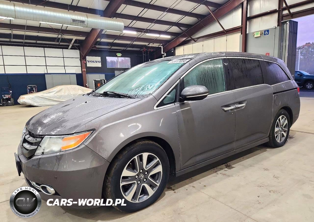 2016 Honda Odyssey Touring – zdjęcie 1 z 13