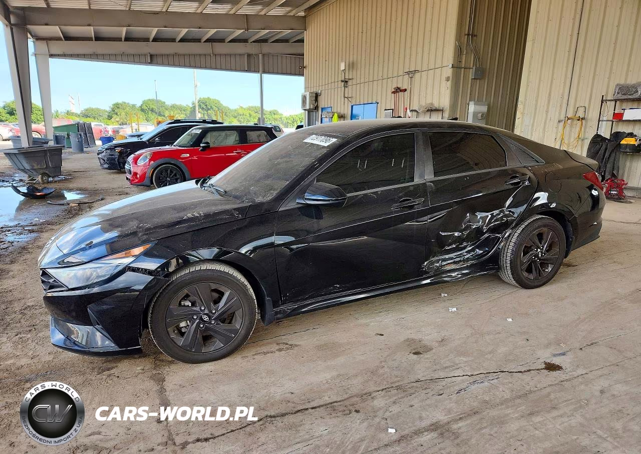 2022 Hyundai Elantra Sel