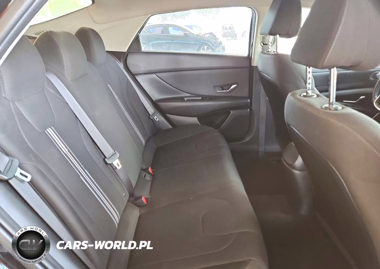 2022 Hyundai Elantra Sel VIN:5NPLS4AG0NH059022 - 10