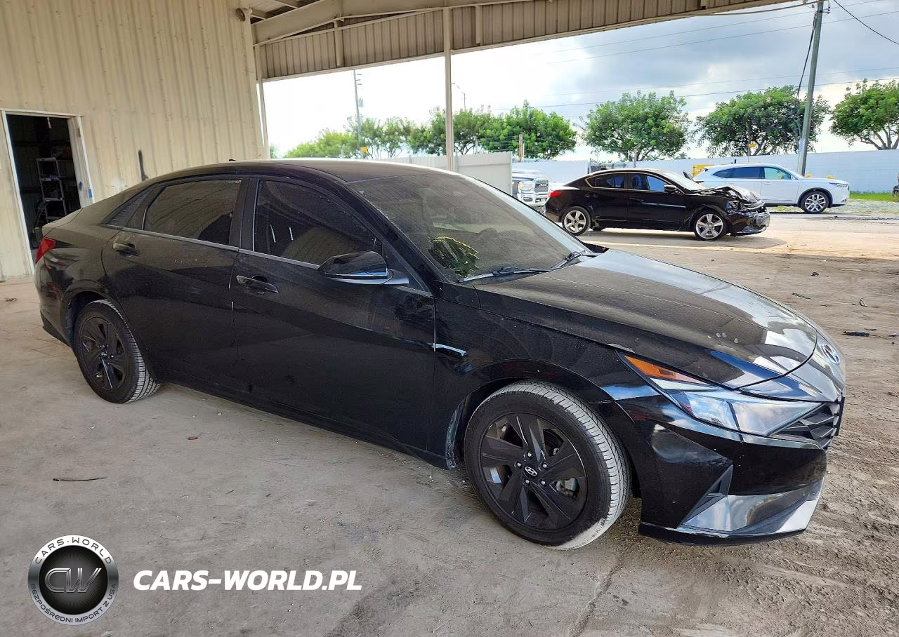 2022 Hyundai Elantra Sel VIN:5NPLS4AG0NH059022 - 4