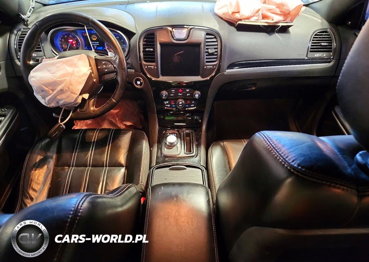2021 Chrysler 300 S VIN:2C3CCABG9MH546077 - 8