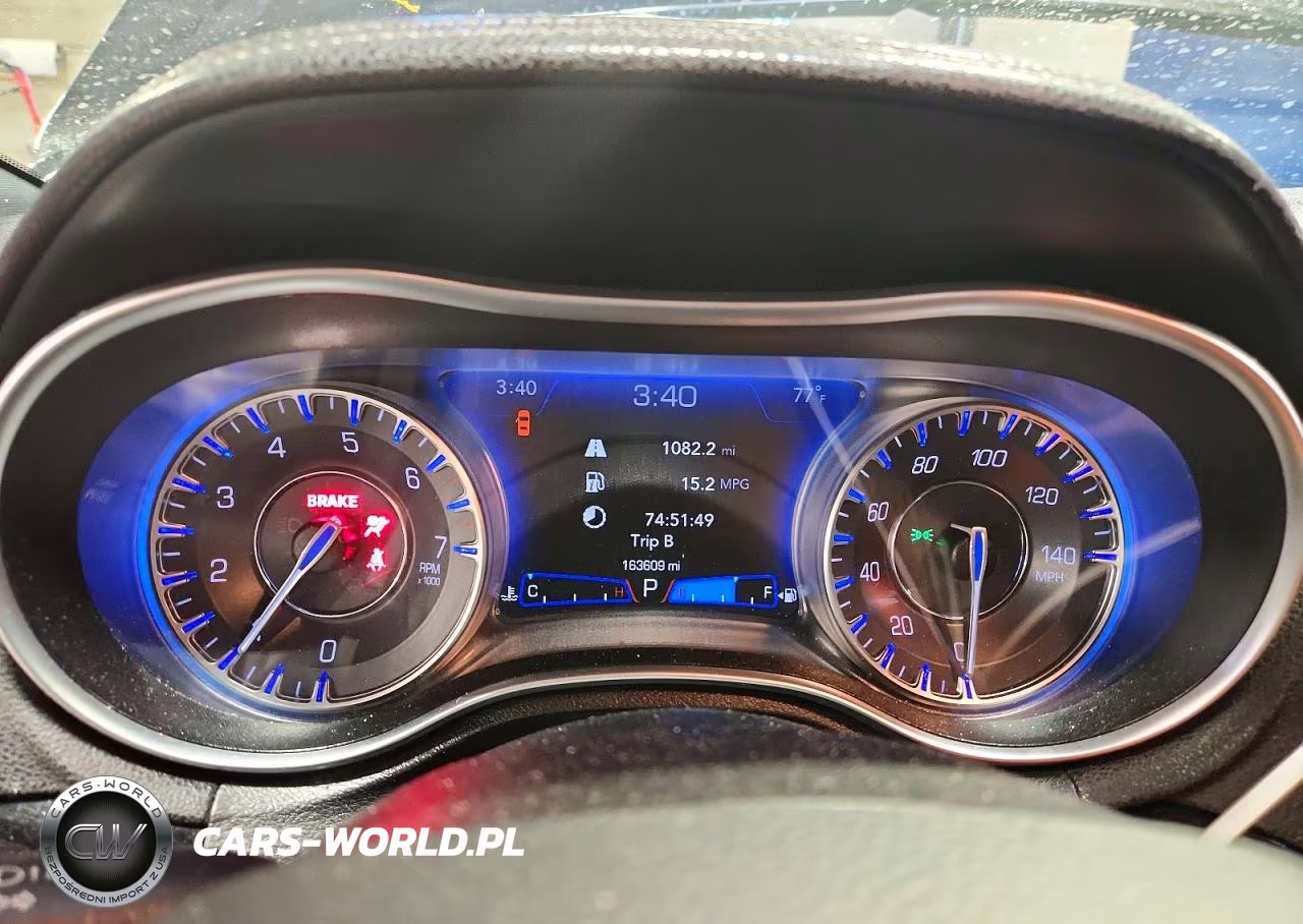 2021 Chrysler 300 S VIN:2C3CCABG9MH546077 - 9