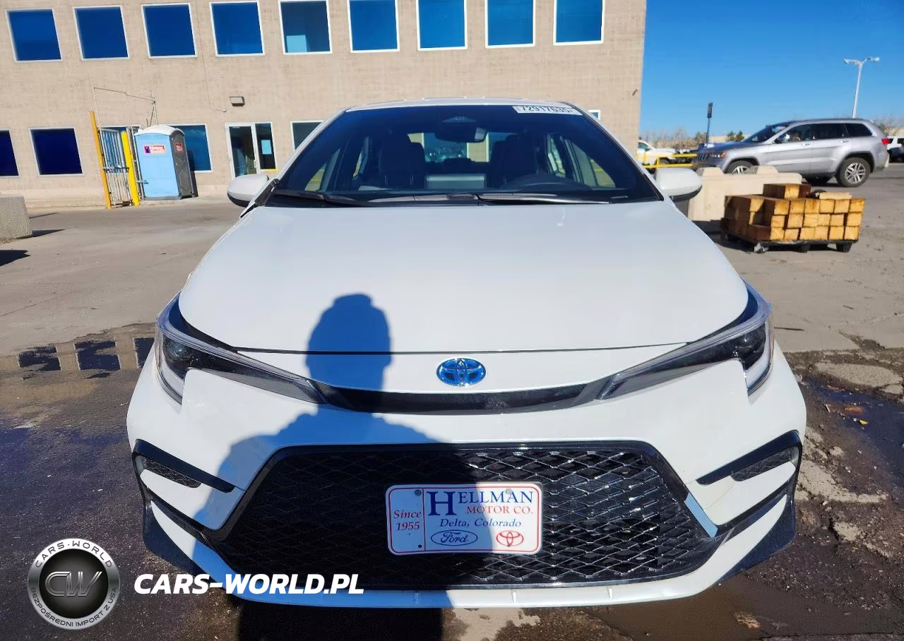 2025 Toyota Corolla Le VIN:JTDBCMFE9S3099557 - 5