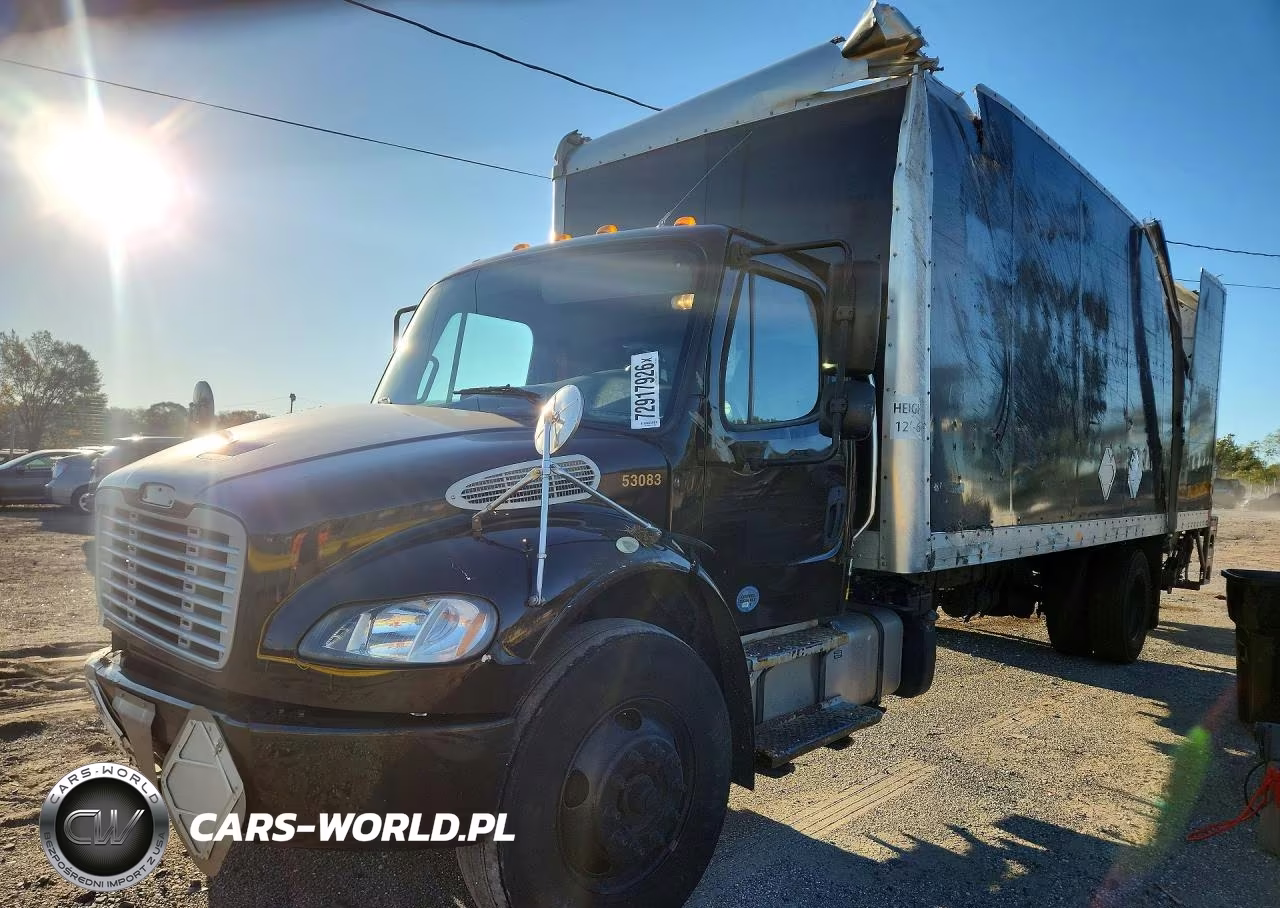 2017 Freightliner Business Class M2 Box Truck
