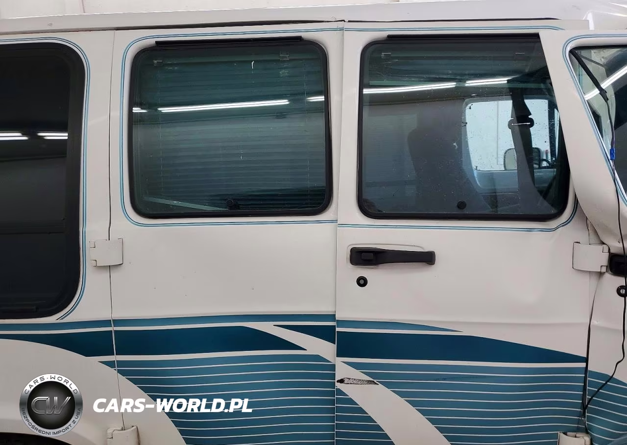 1994 Dodge Ram Van B250 VIN:2B6HB21XXRK107819 - 11