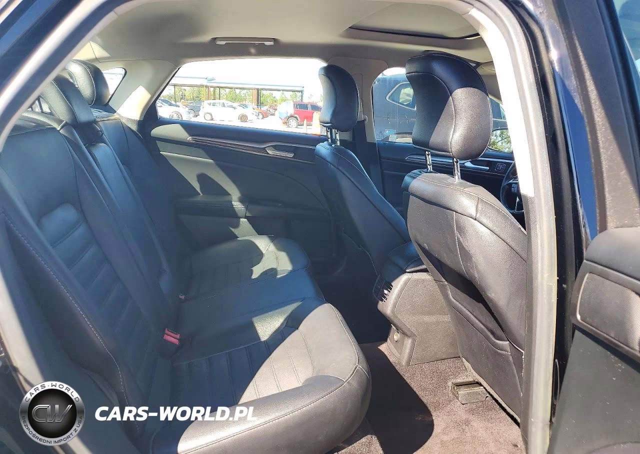2017 Ford Fusion Se VIN:3FA6P0HD4HR129292 - 10