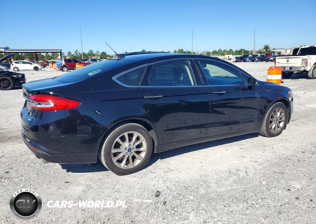 2017 Ford Fusion Se VIN:3FA6P0HD4HR129292 - 3