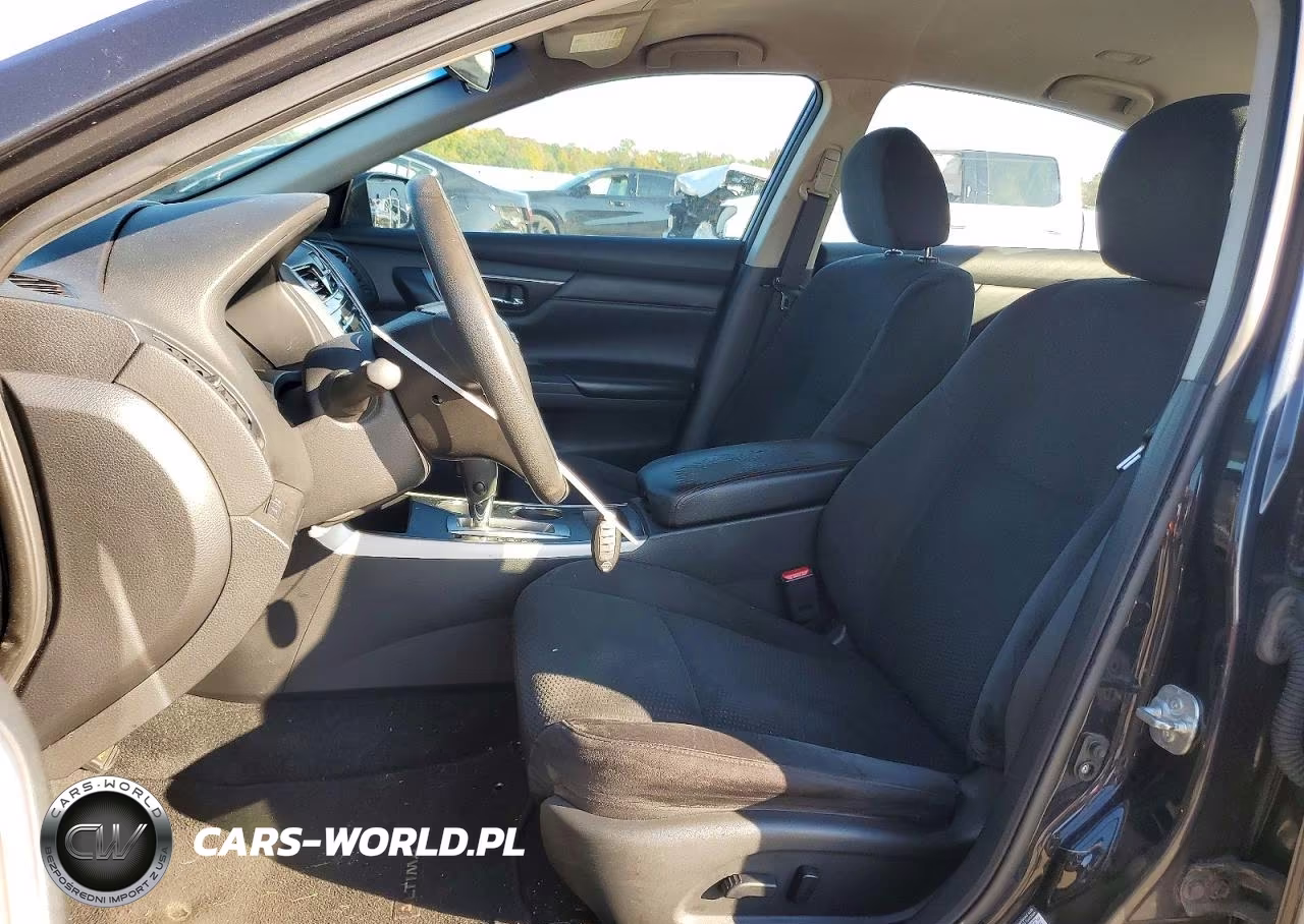 2015 Nissan Altima 2.5 S VIN:1N4AL3AP3FN402735 - 7
