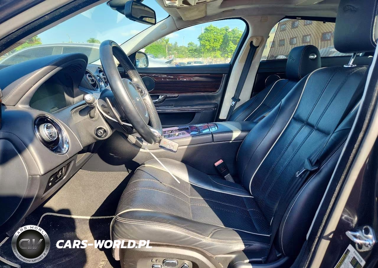 2011 Jaguar Xjl VIN:SAJWA2GB9BLV08044 - 7